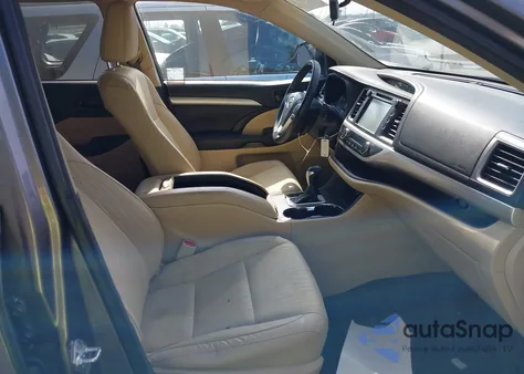 2016 Toyota Highlander Le Plus V6 from USA, damaged, VIN 5TDZKRFH4GS180867